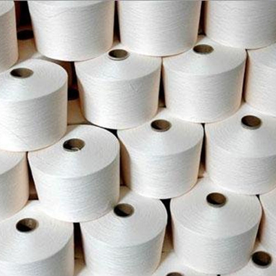 कच्चे सफेद 40/2 Yizheng स्पून पॉलिएस्टर यार्न के लिए सिलाई धागा ग्रेड AAA