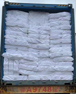 20S 30S 40S 50S 60S 100% पॉलिएस्टर स्पून यार्न के साथ डाईंग ट्यूब 1.25KGS/CONE